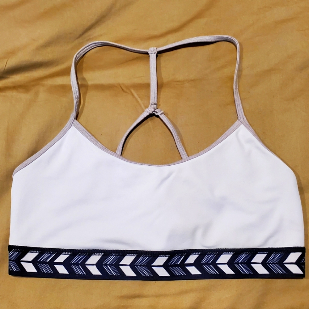 ALO Workout Bra